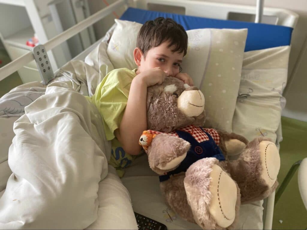 окупанти вивозять дітей Луганщини