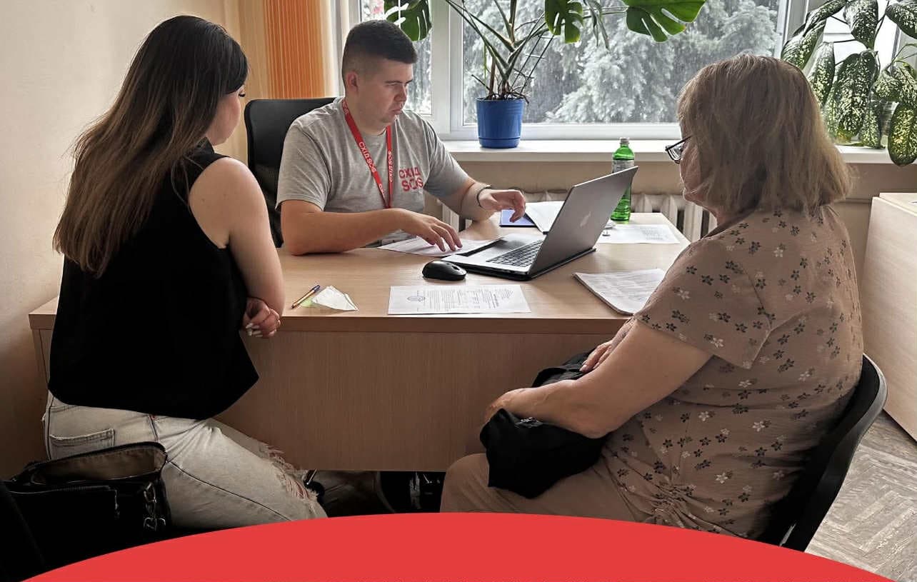 "Схід SOS" запускає щотижневі юридичні консультації для ВПО з Донеччини, які перемістилися до Дніпропетровщини