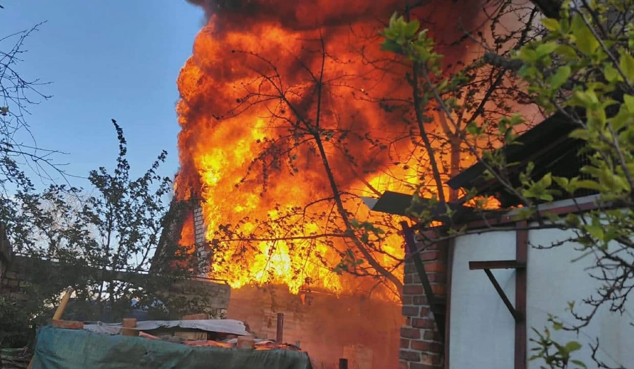 У Краматорській громаді рятувальники ліквідували пожежу після атаки ворожим дроном