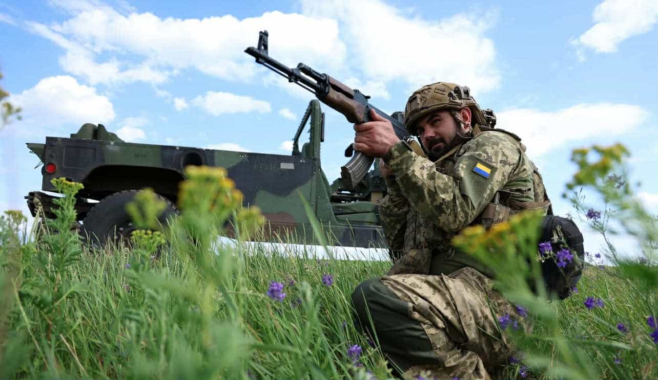 Росіяни намагаються заходити у Покровськ у цивільному одязі і ведуть активний наступ по всій лінії фронту