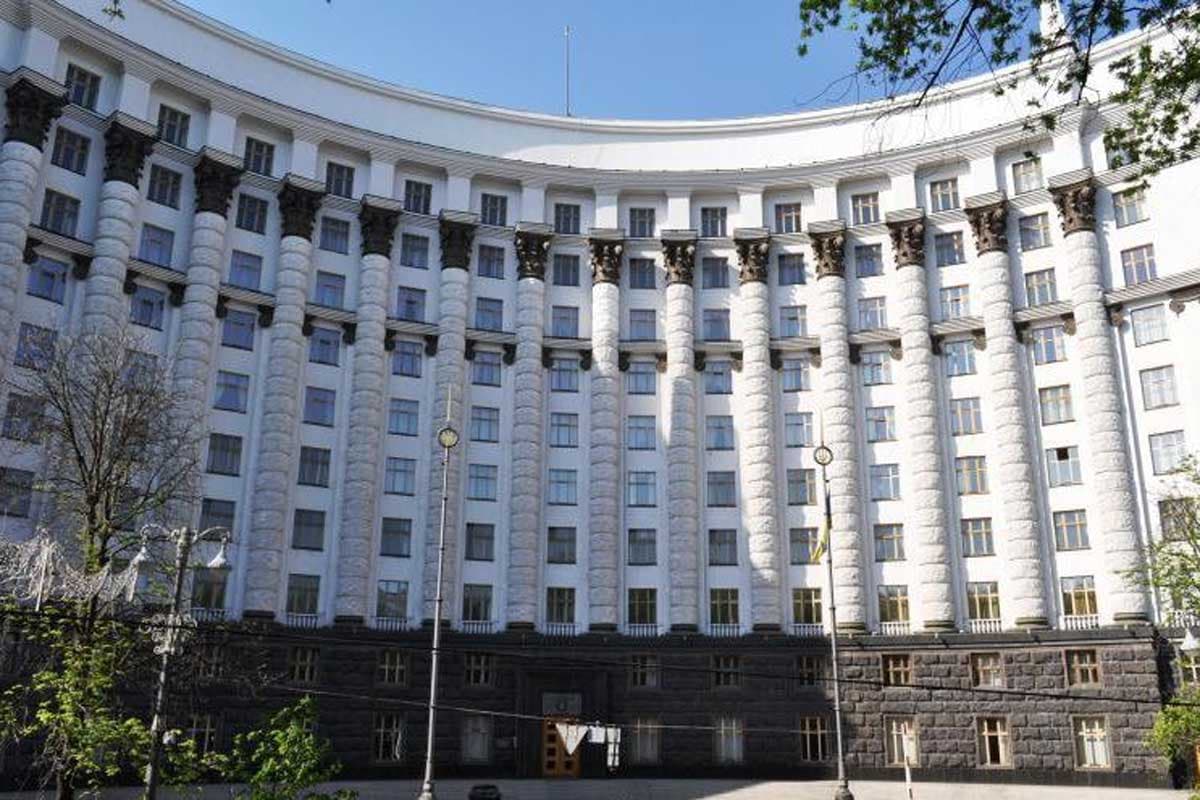 Кабмин выделил средства на жилье переселенцам