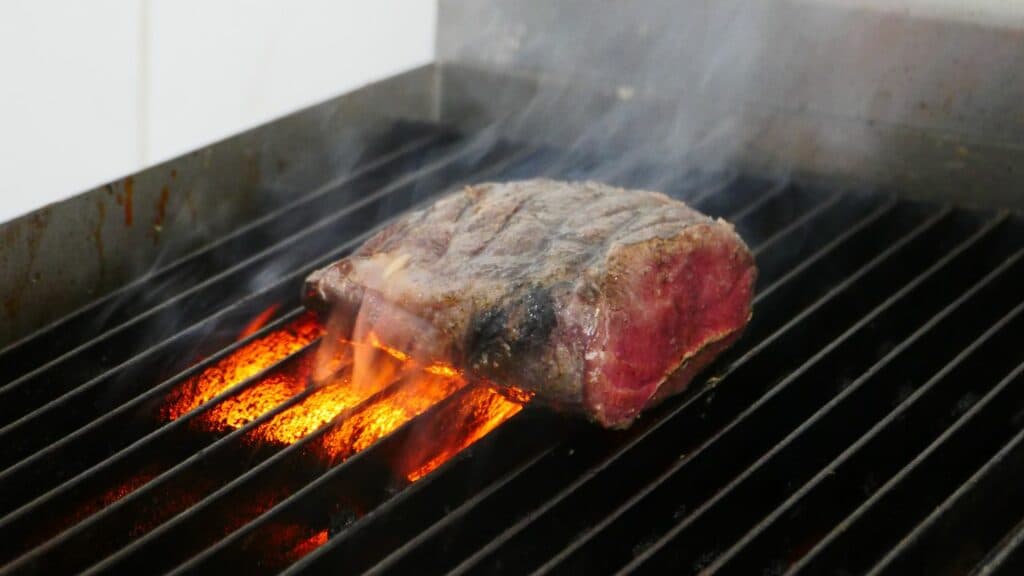 Стейк из 17 века и "марсианская трава" с соленых озер: историческая кулинария Славянска