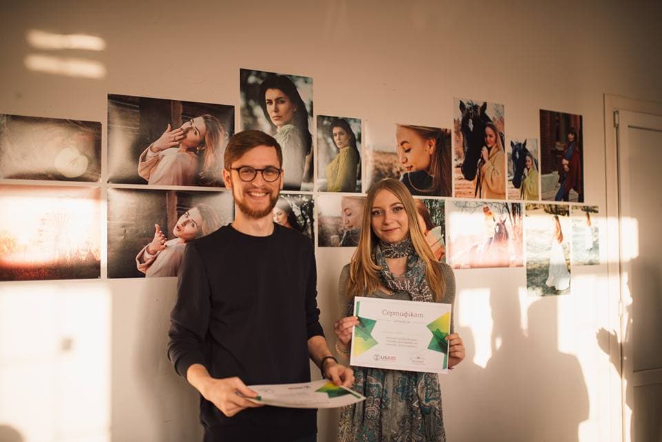 Живет в Славянске, а ретуширует фотографии со всего мира: советы и опыт фрилансера