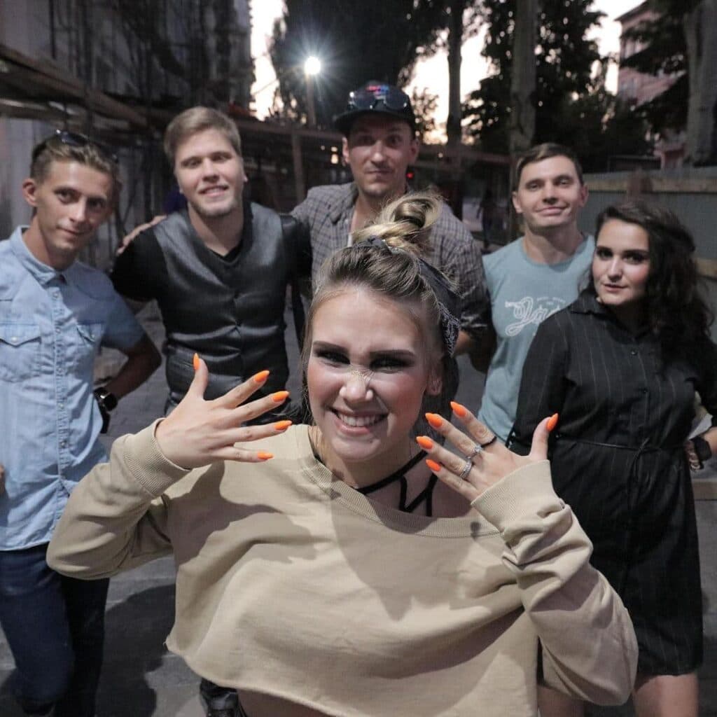 О чем принято шутить в Мариуполе? Главные стендаперы города о локальном юморе, табу на сцене и "чернухе"