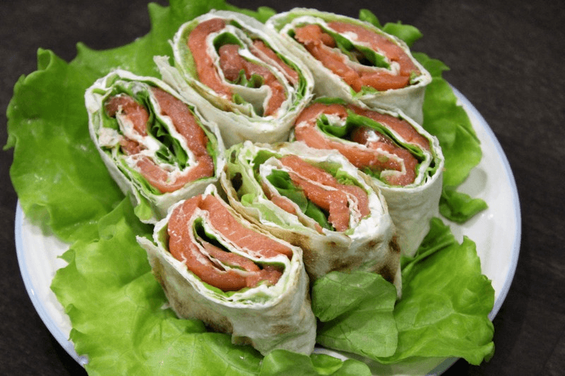 Лаваш с красной рыбой