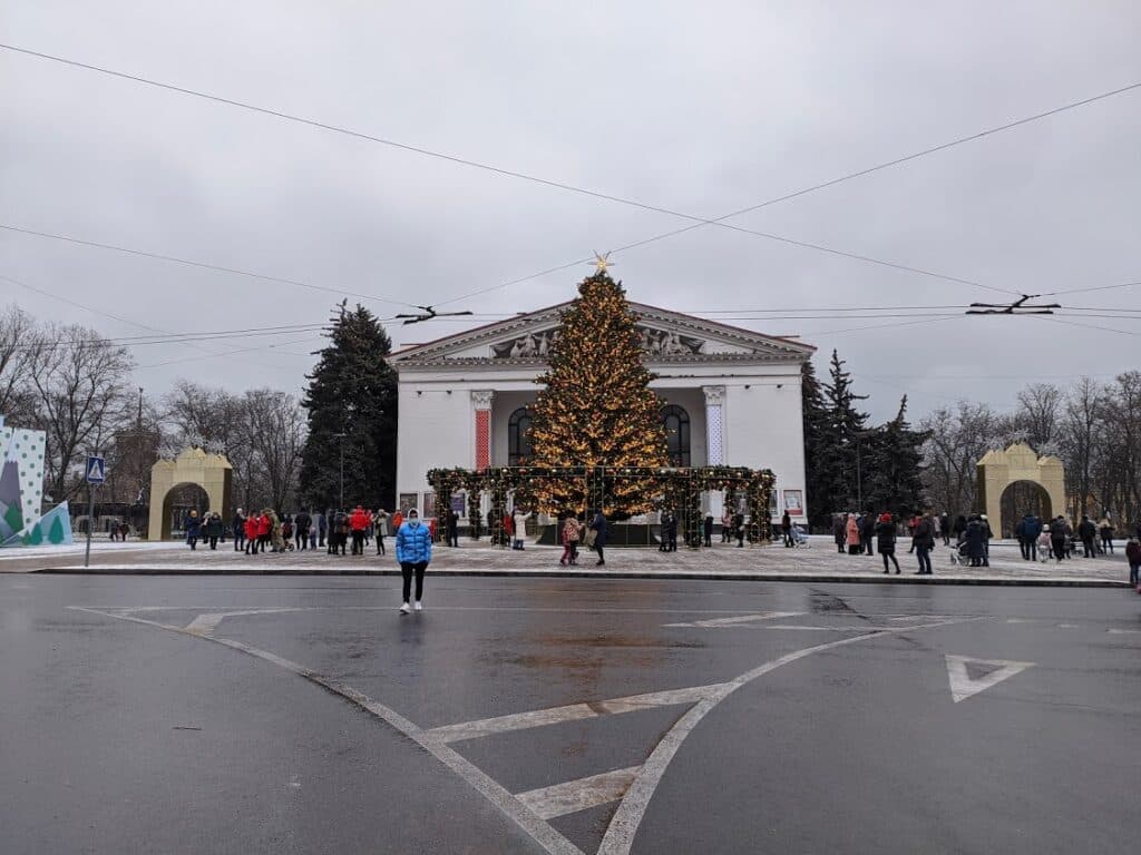 Чек-лист: 12 праздничных дел в Мариуполе, которые нужно успеть до локдауна