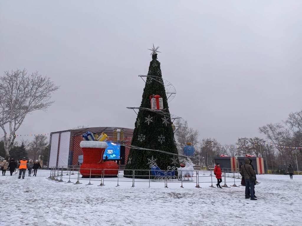 Чек-лист: 12 праздничных дел в Мариуполе, которые нужно успеть до локдауна