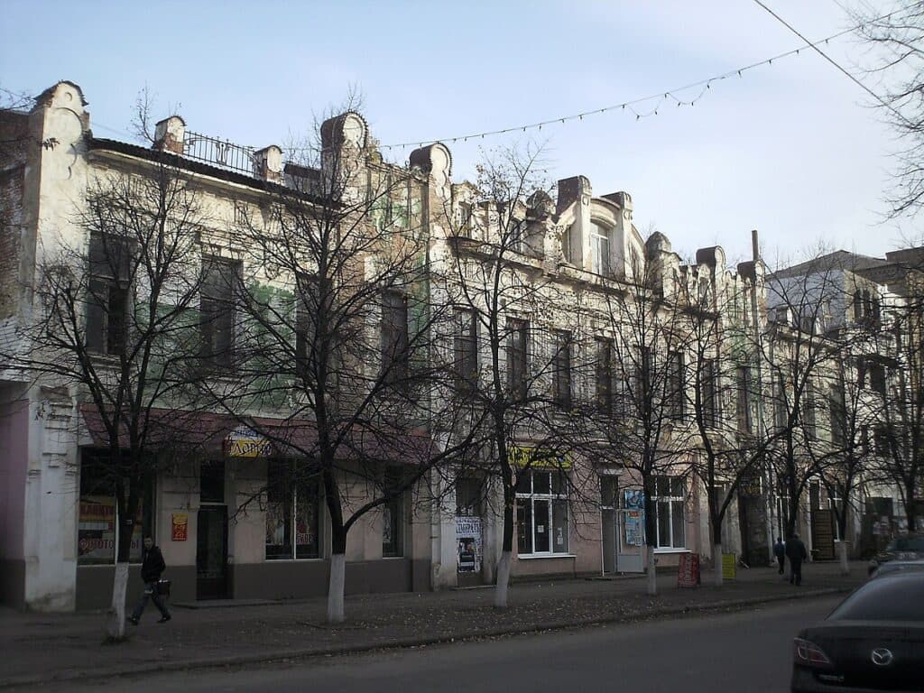 Бесценное наследие: 5 архитектурных памятников Славянска, которые требуют срочной реставрации