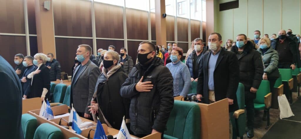 Интриги Славянского двора: обновленный горсовет приступил к работе