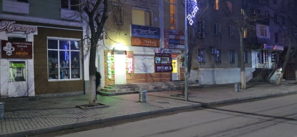 Без носков и батареек: как проходит локдаун в Славянске