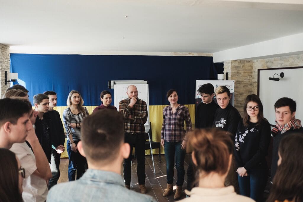 Як створити та розвинути громадську організацію на сході України: успішна історія та інструкція