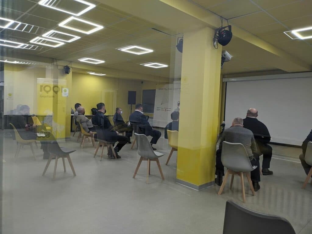 Назревает экологический протест. Почему крупнейшие загрязнители Мариуполя "провалили" свои экообязательства