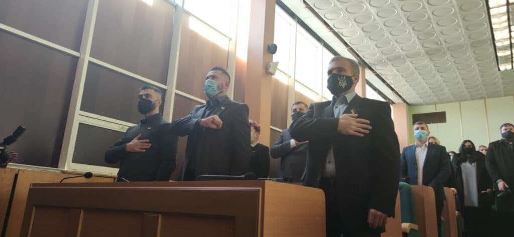 Без секретаря и бюджета: чем грозят политические разборки в горсовете Славянска
