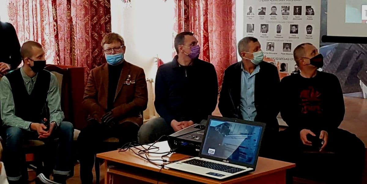 "Щоб почув весь світ": 16 ексбранців Кремля та "ЛДНР" об'єдналися для визволення полонених
