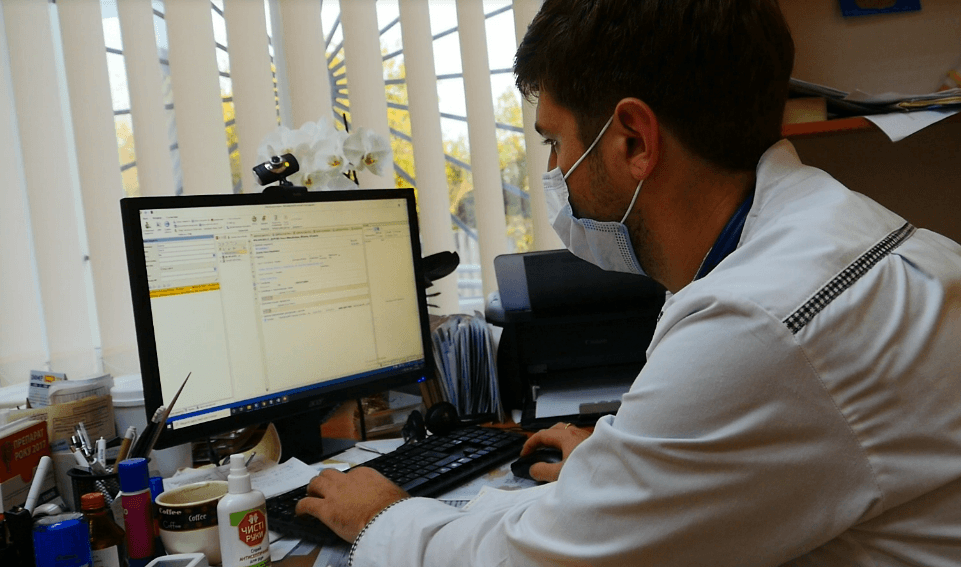 врачи славянск