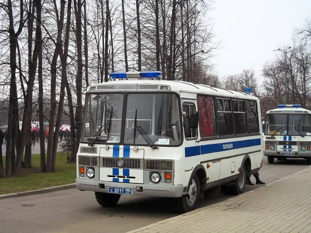 бус окупантів