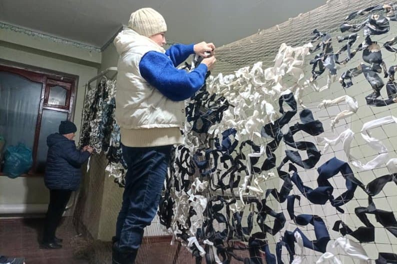 У Донецькій області Олександрівська громада збирає кошти на придбання зимових берців для тероборони