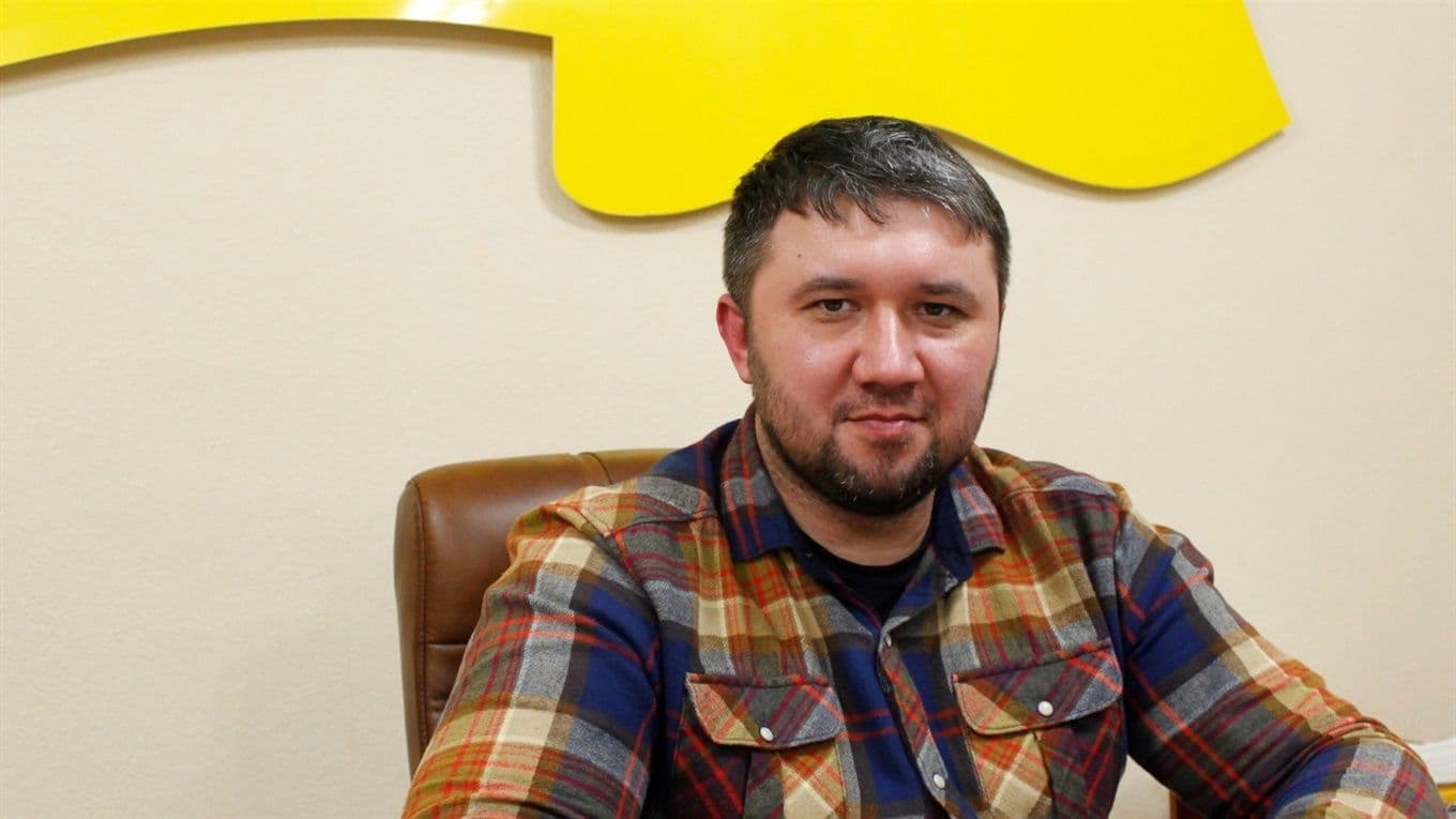 Роман Власенко