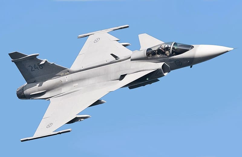 літак Gripen