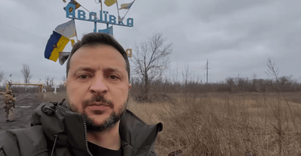 Зеленський відвідав передові позиції в Авдіївці (відео)