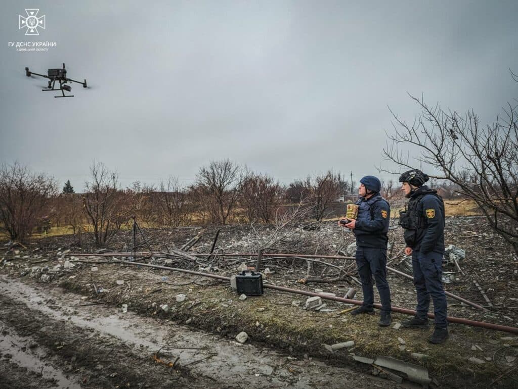 У Покровську рятувальники вилучили тіло чоловіка на місці зруйнованого будинку
