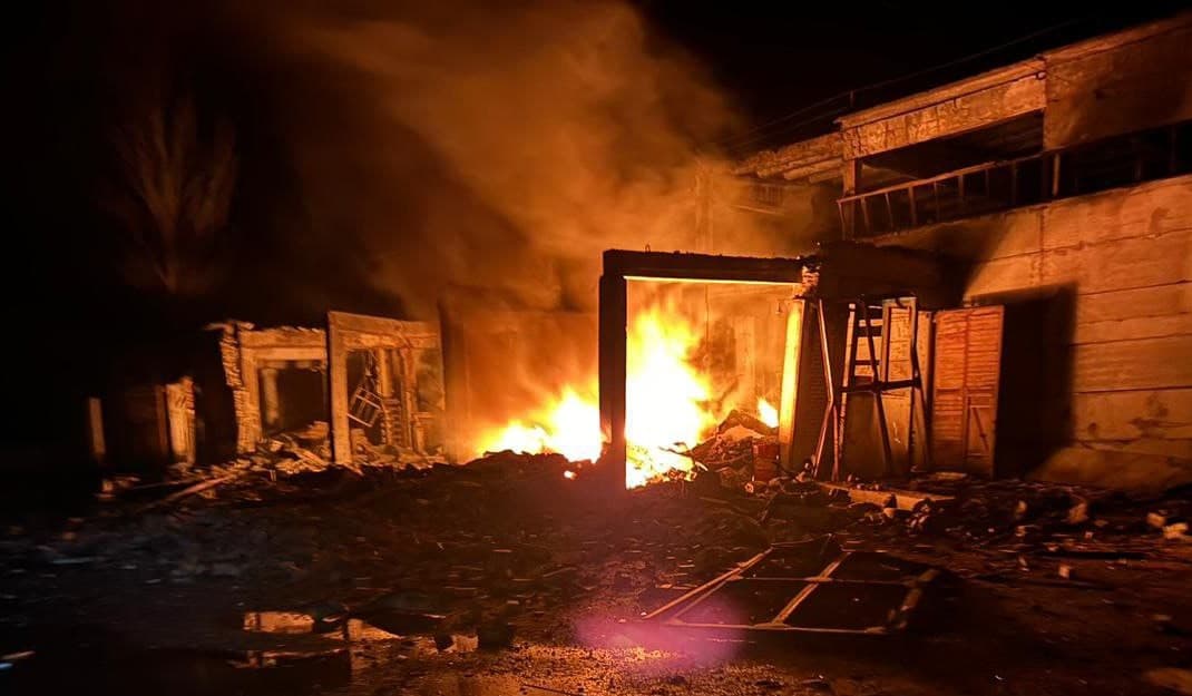 Війська рф вночі обстріляли Покровськ