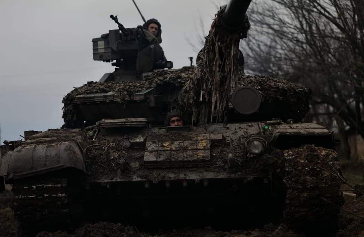 На Авдіївському напрямку українські захисники відбили 18 атак ворога