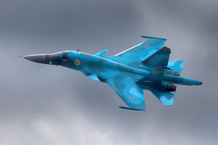 літак СУ-34