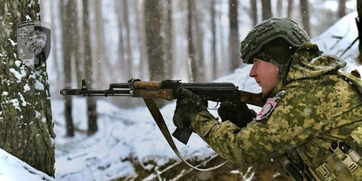 солдат