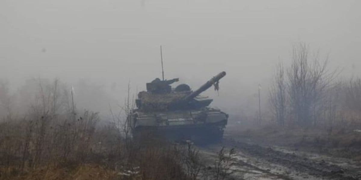 танк