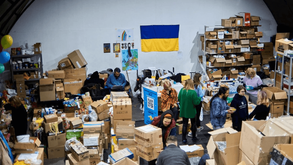 волонтери
