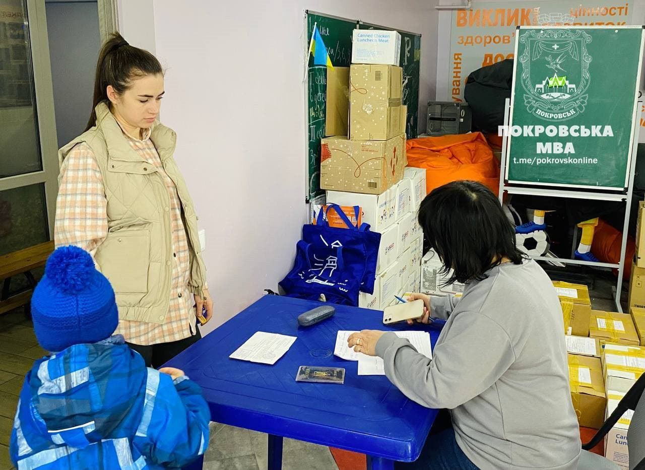 У Покровську "СпівДія хаб" за два роки понад 7 тисяч наборів видав