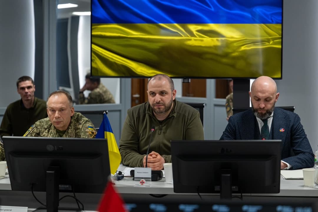 Умєров, міноборони