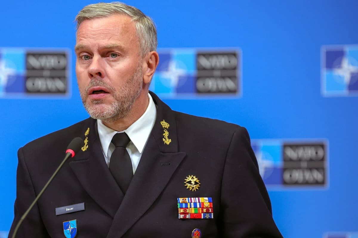 адмірал Роб Бауер