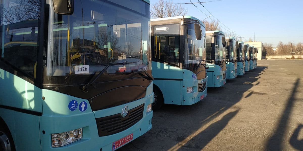 автобуси