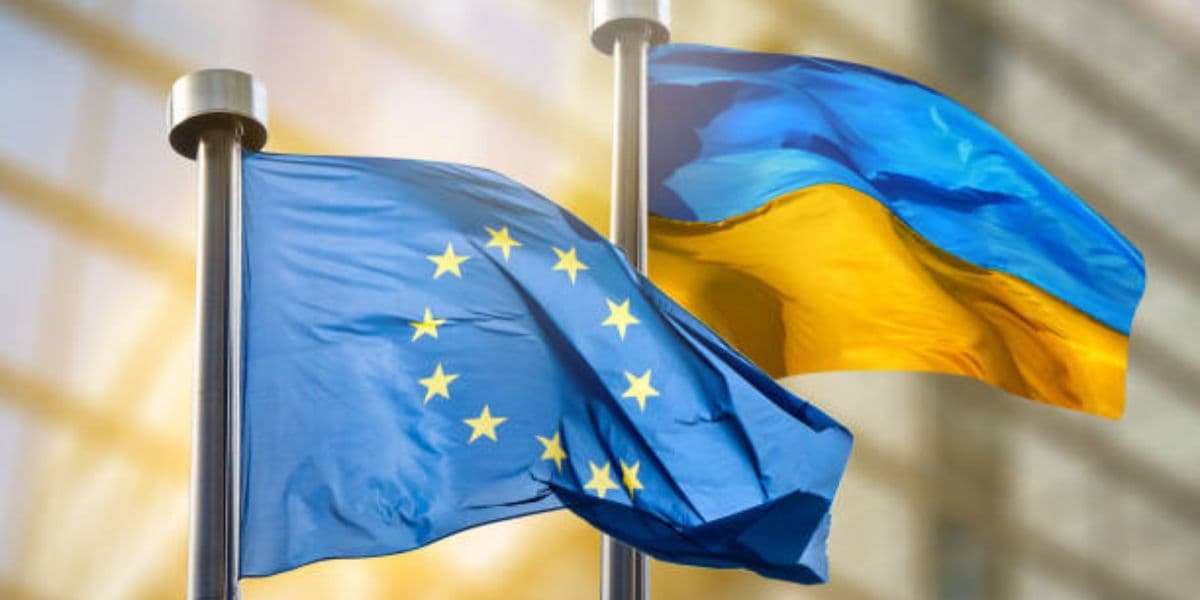єс і україна