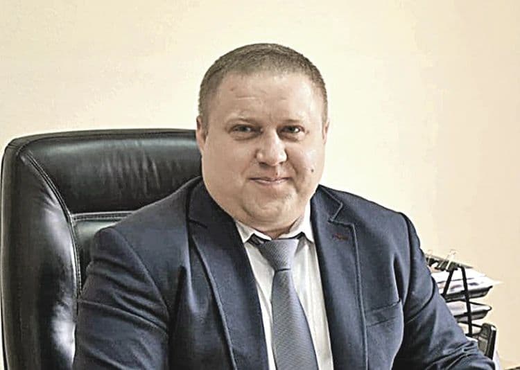 Дмитро Белогубов