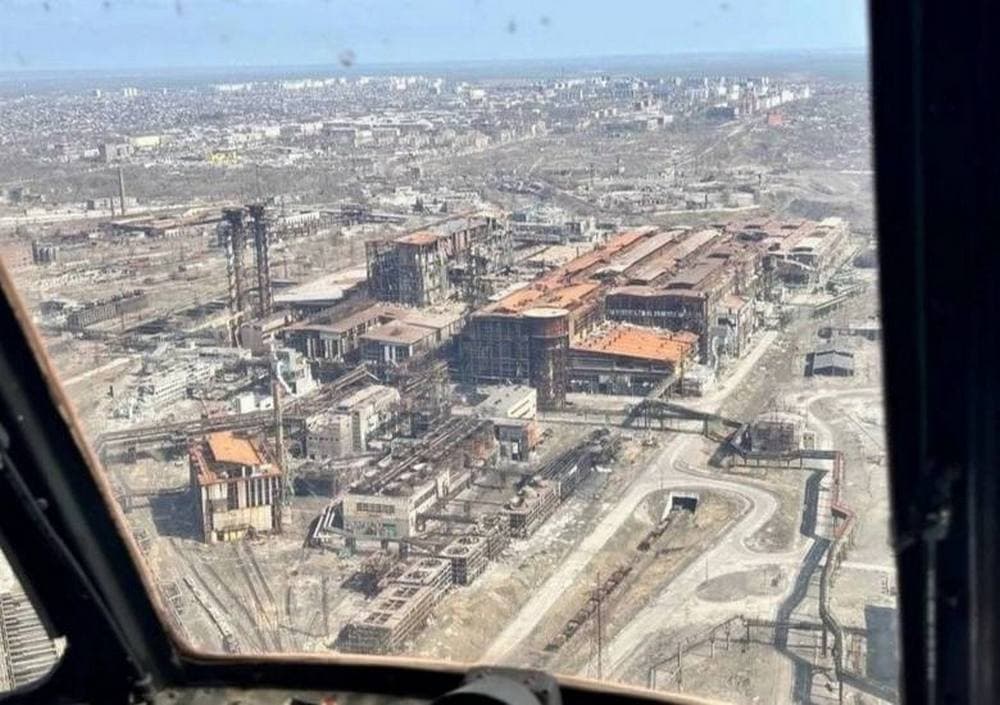 Міськрада показала, як виглядає зруйнована окупантами Лівобережжя Маріуполя (фото)