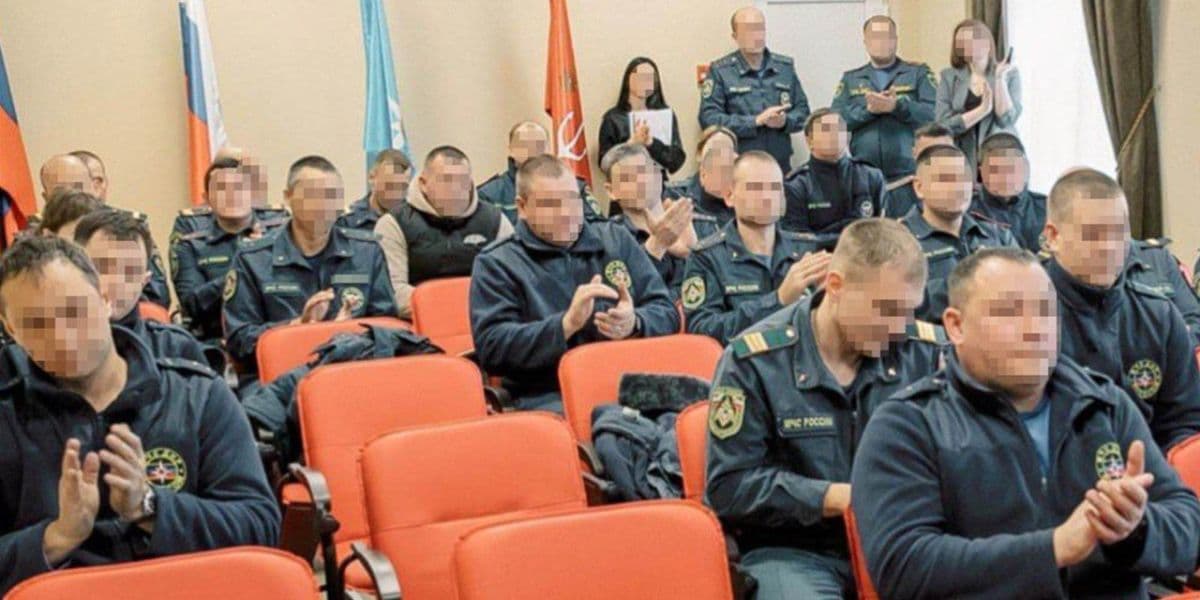 зрадники