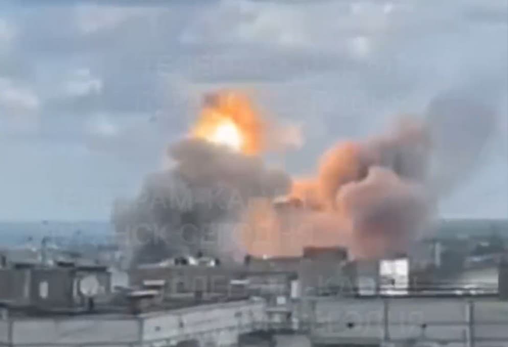 Луганська ОВА прокоментувала вибухи в окупованому Луганську