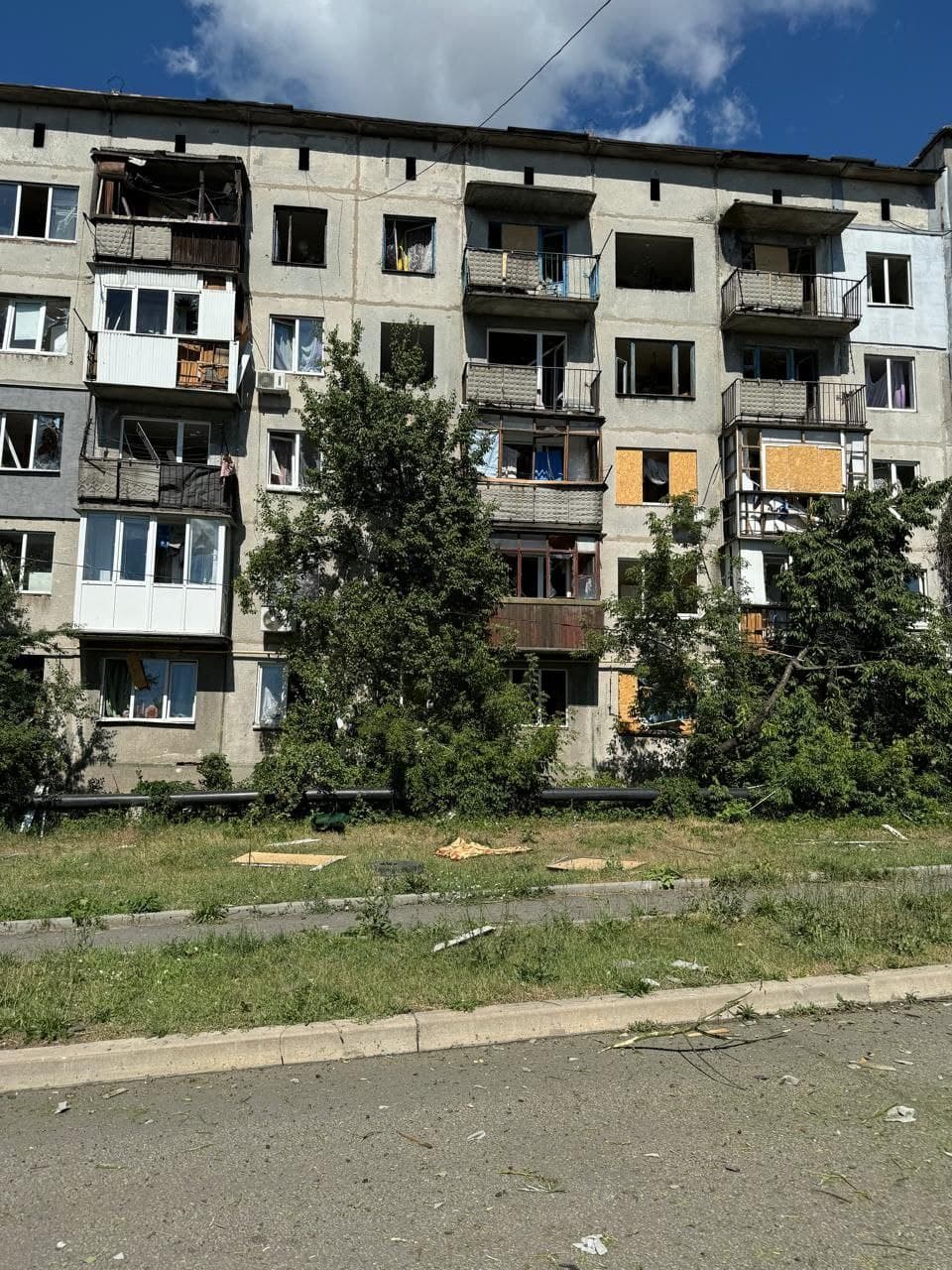 В Селидовому 2 загиблих та 3 поранених в результаті ворожого обстрілу (фото)