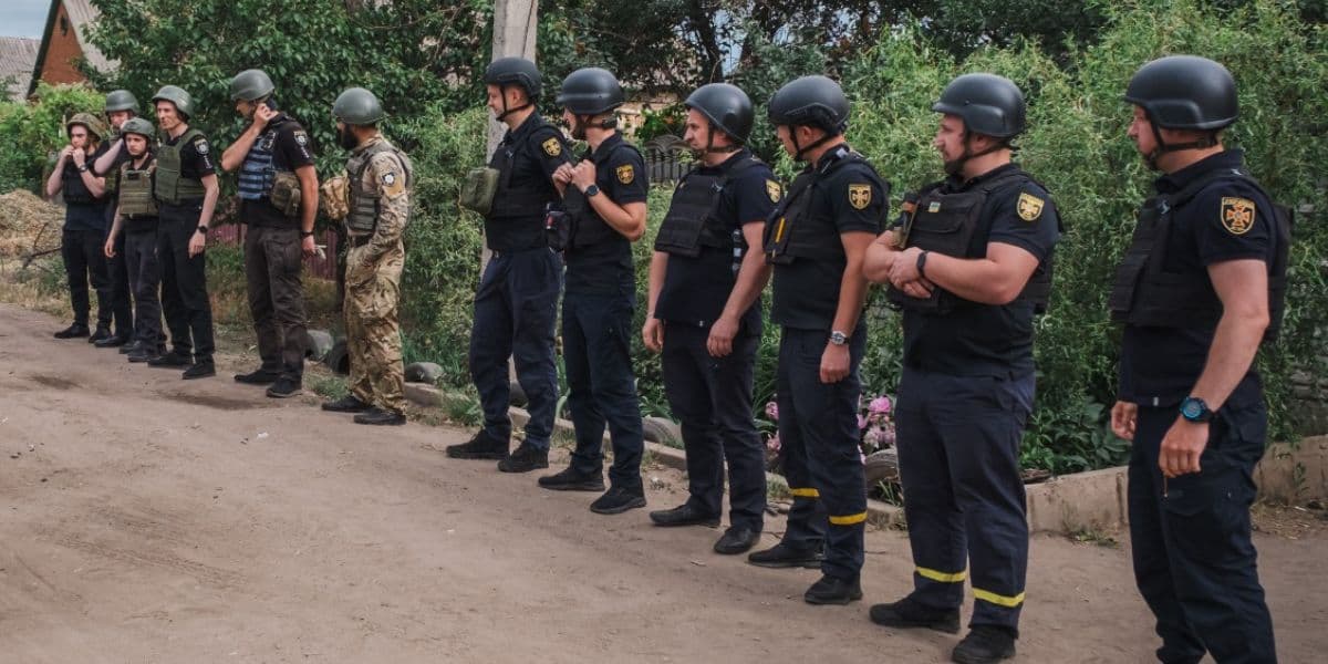 рятувальники