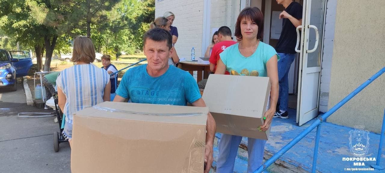 Набори допомоги отримали родини з дітьми у Покровську (фото)