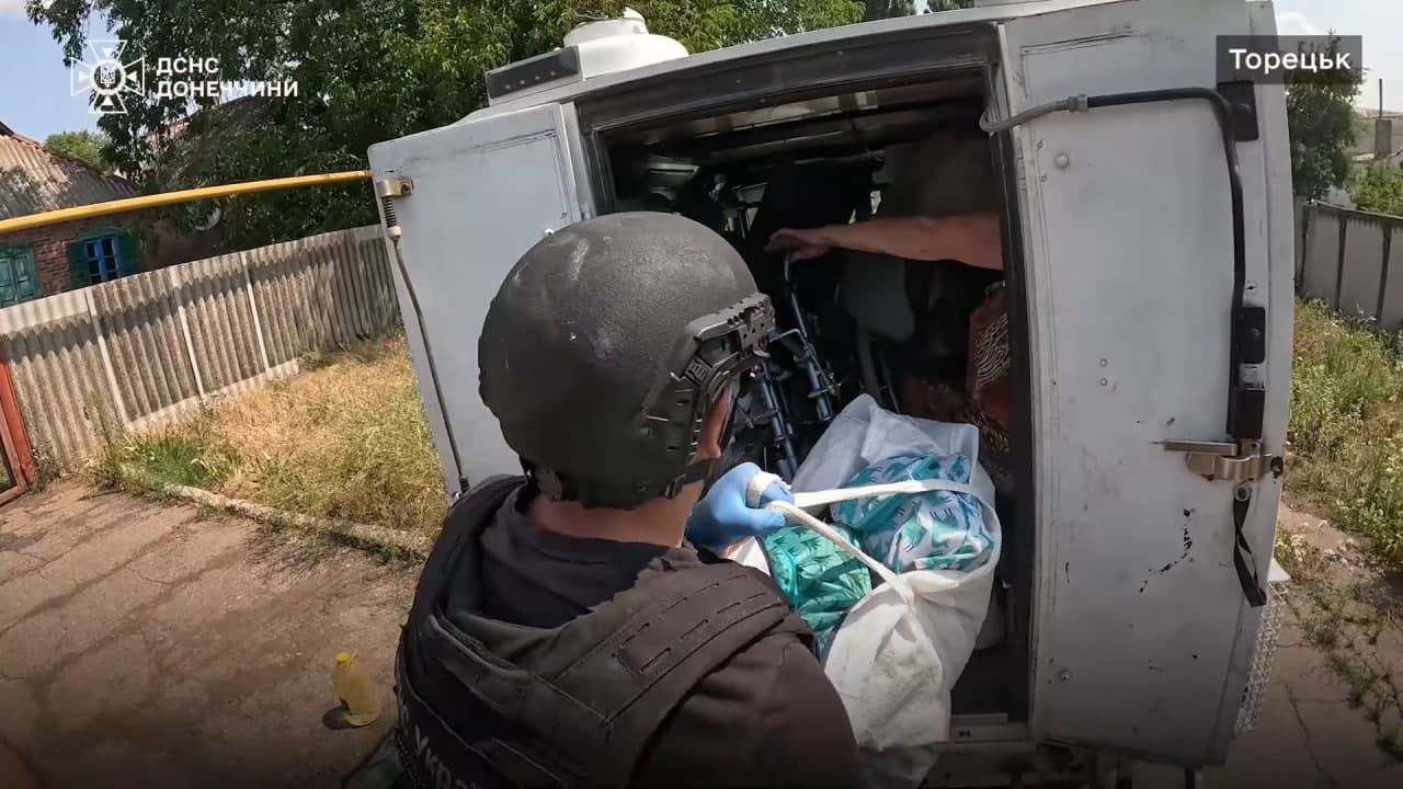 Фото: скриншот з відео Головного укправління ДСНС у Донецькій області