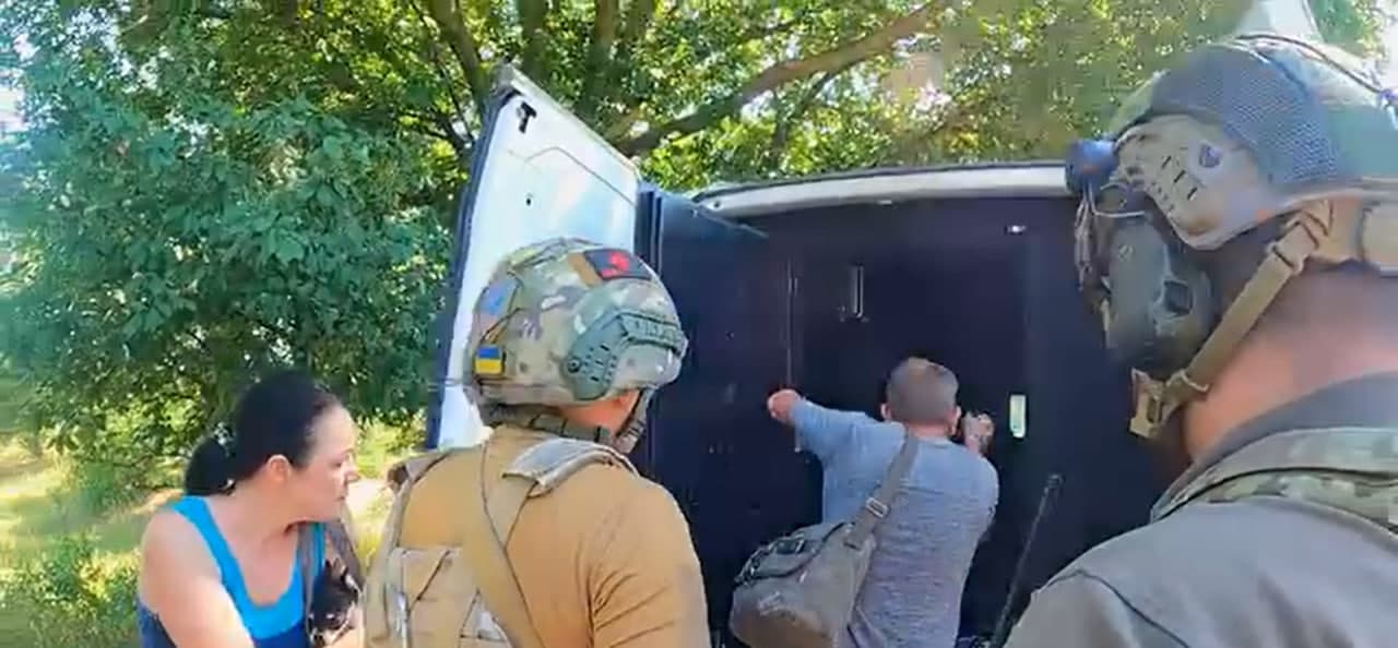 Фото: скриншот з відео зі сторінки поліції Донецької області