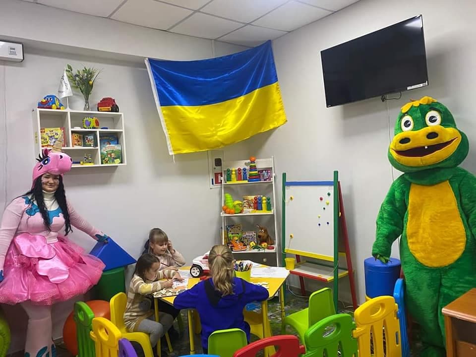 гуманітарний хаб