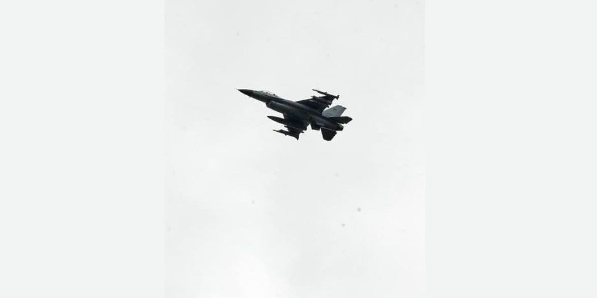 літак F-16