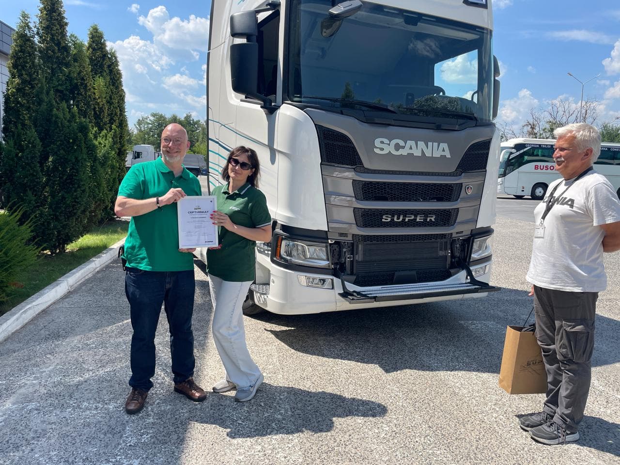 Женщина из Мариуполя смогла получить профессию благодаря центру "ЯМариуполь"