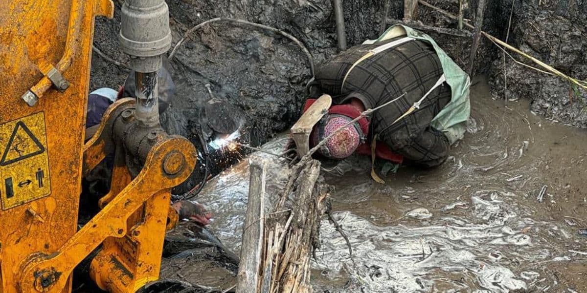 зварювальник