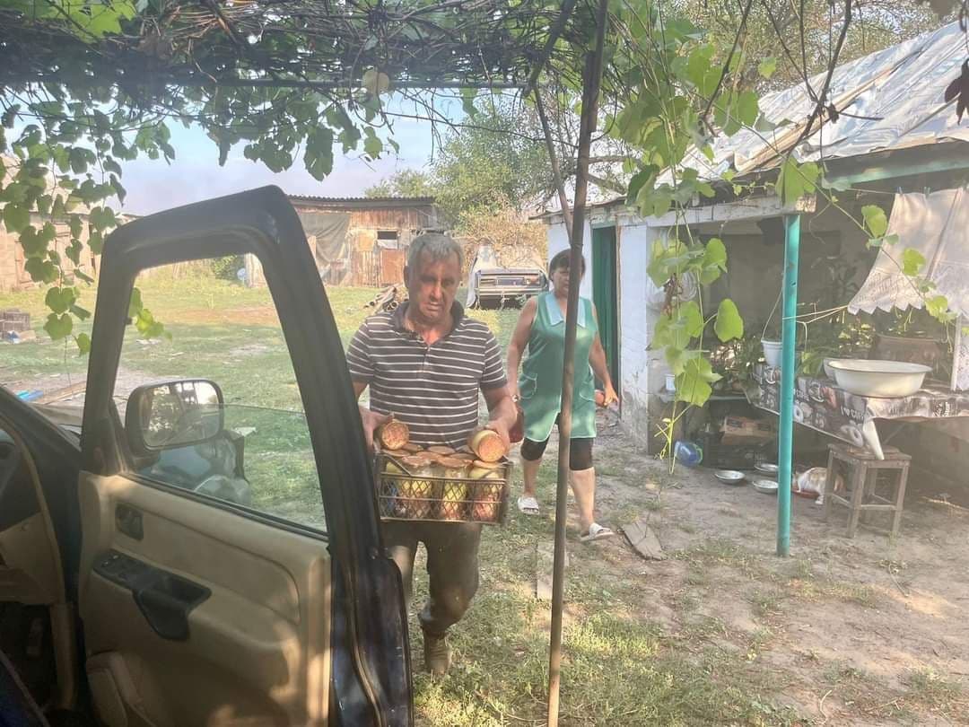 люди в невському